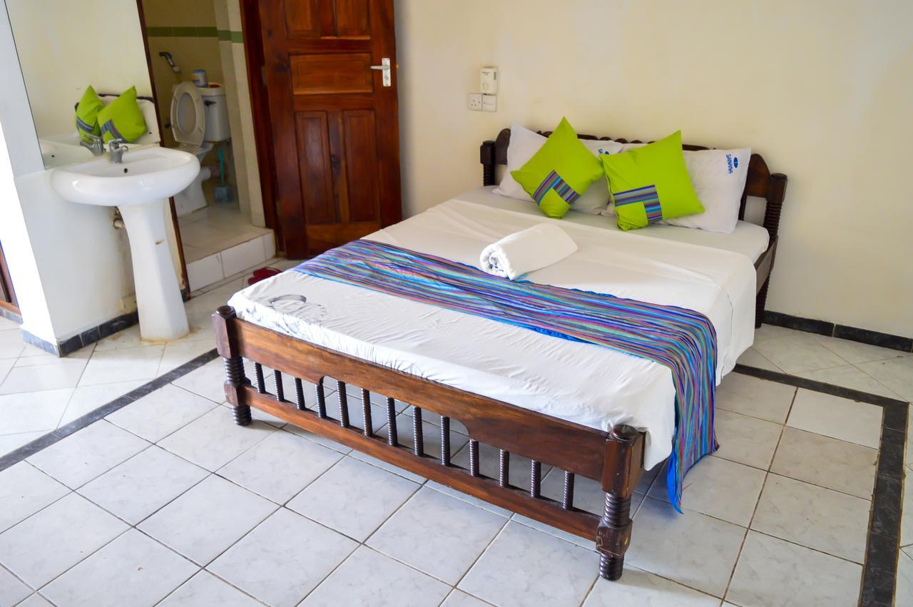 Sanana Conference Center And Holiday Resort Mombasa Luaran gambar